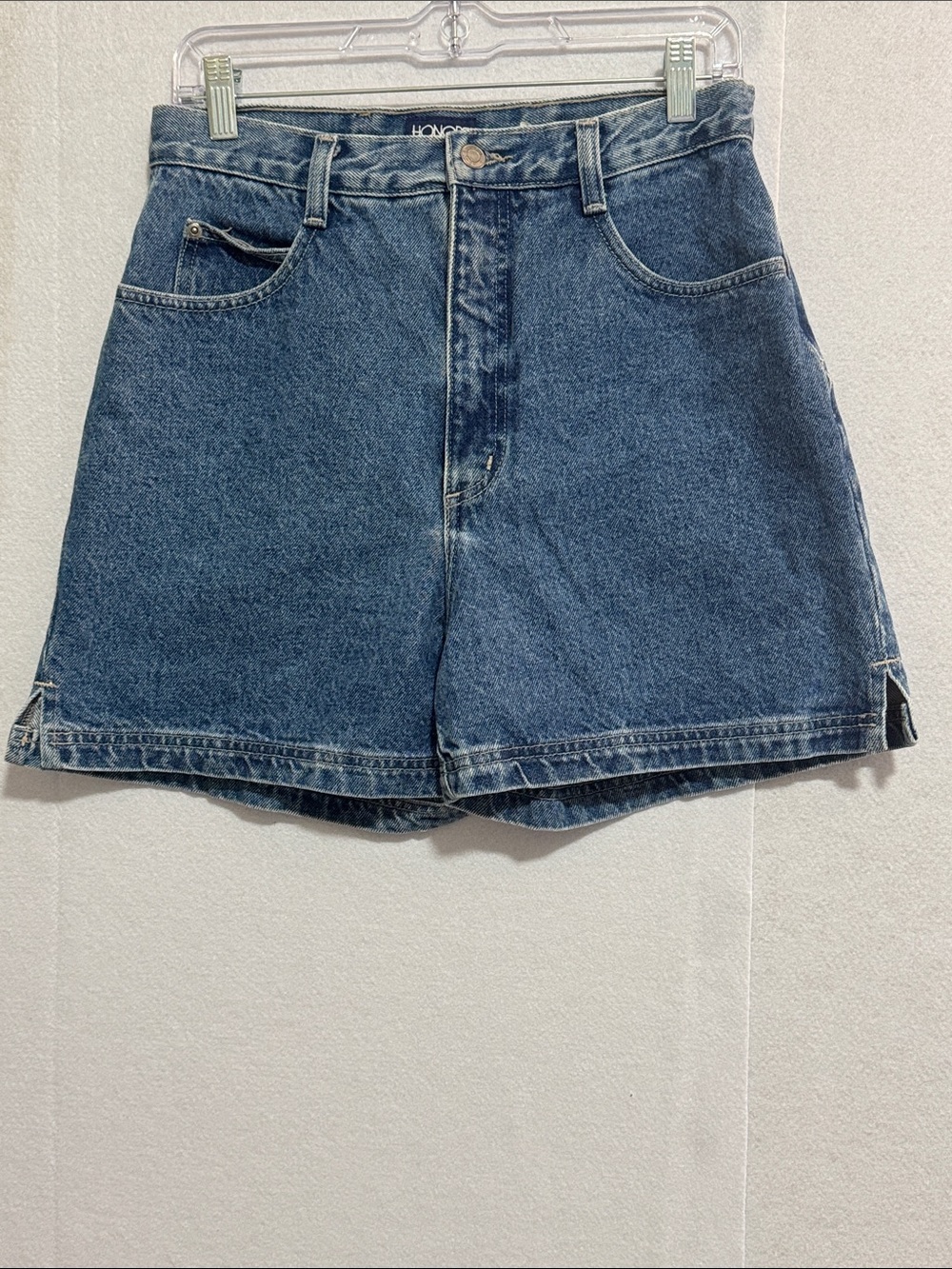 Honors Vintage High-Rise Classic 100% Cotton Denim Shorts in Blue